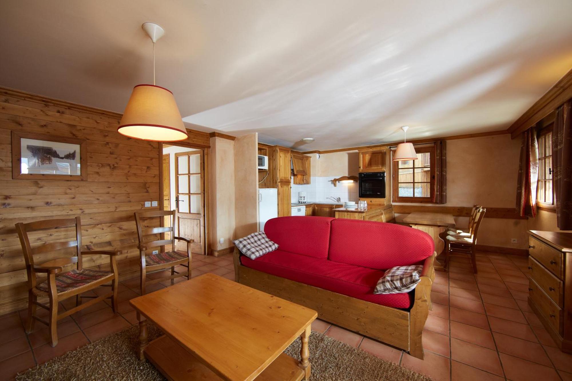 Three-Bedroom Apartment,829500137:JPEG